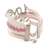 Multi braccialetti Love in tonalità rosa e bianco Un dettaglio romantico ed elegante