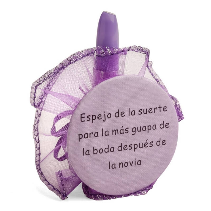 Specchio dettagli di nozze con frase e penna rossetto in borsa di organza