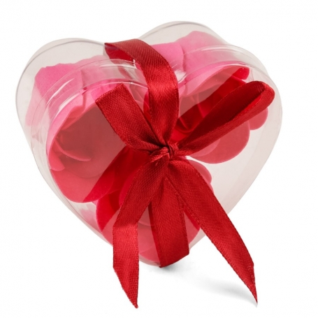 Rose di sapone in un astuccio a forma di cuore: un dettaglio romantico ed elegante