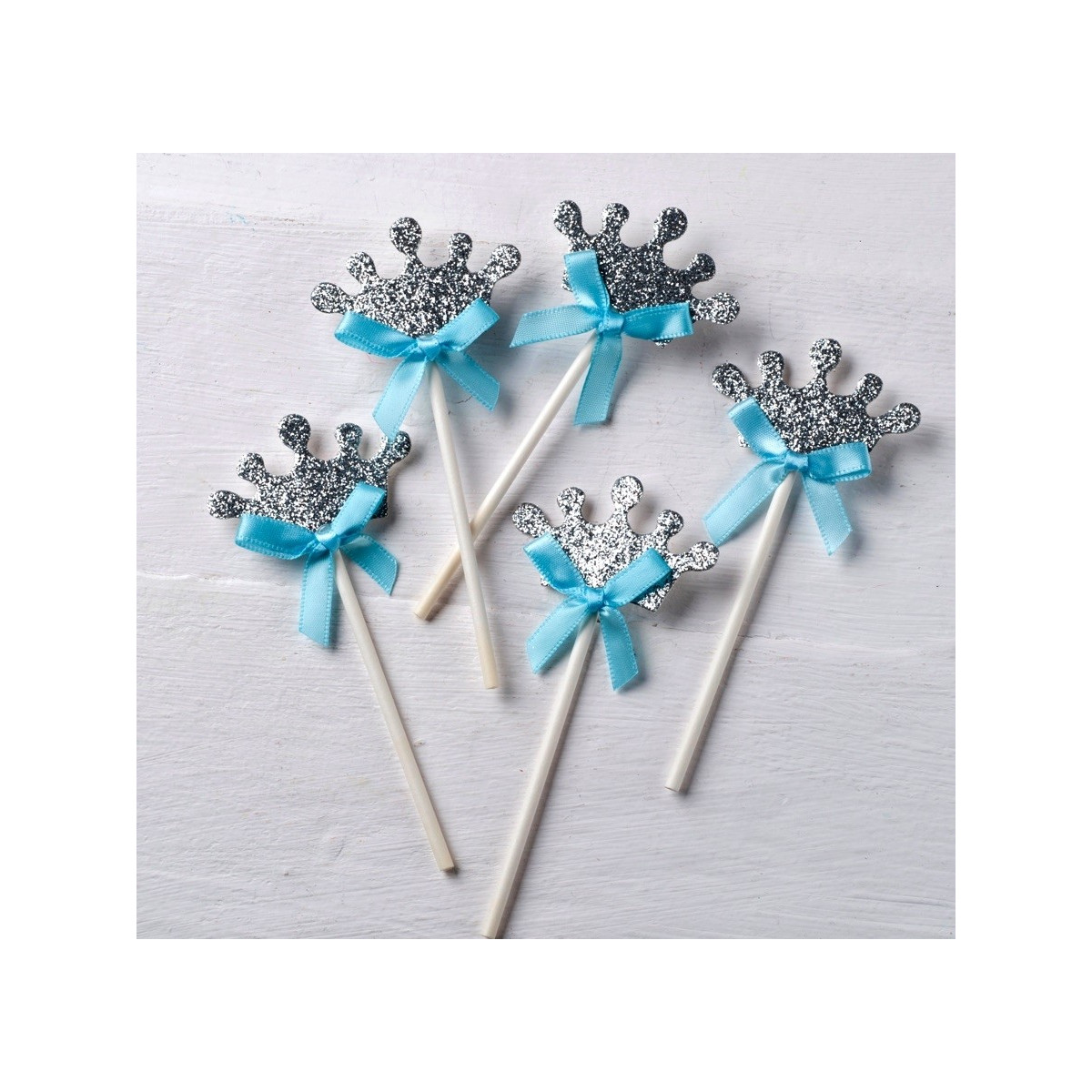 Pic silver crown blue bow (unit)