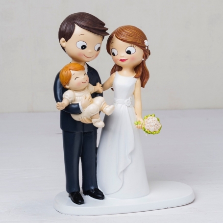 Figura matrimonio con bambino